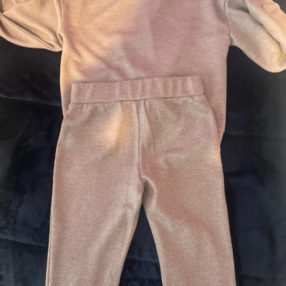 pants set - Picture 2 of 2